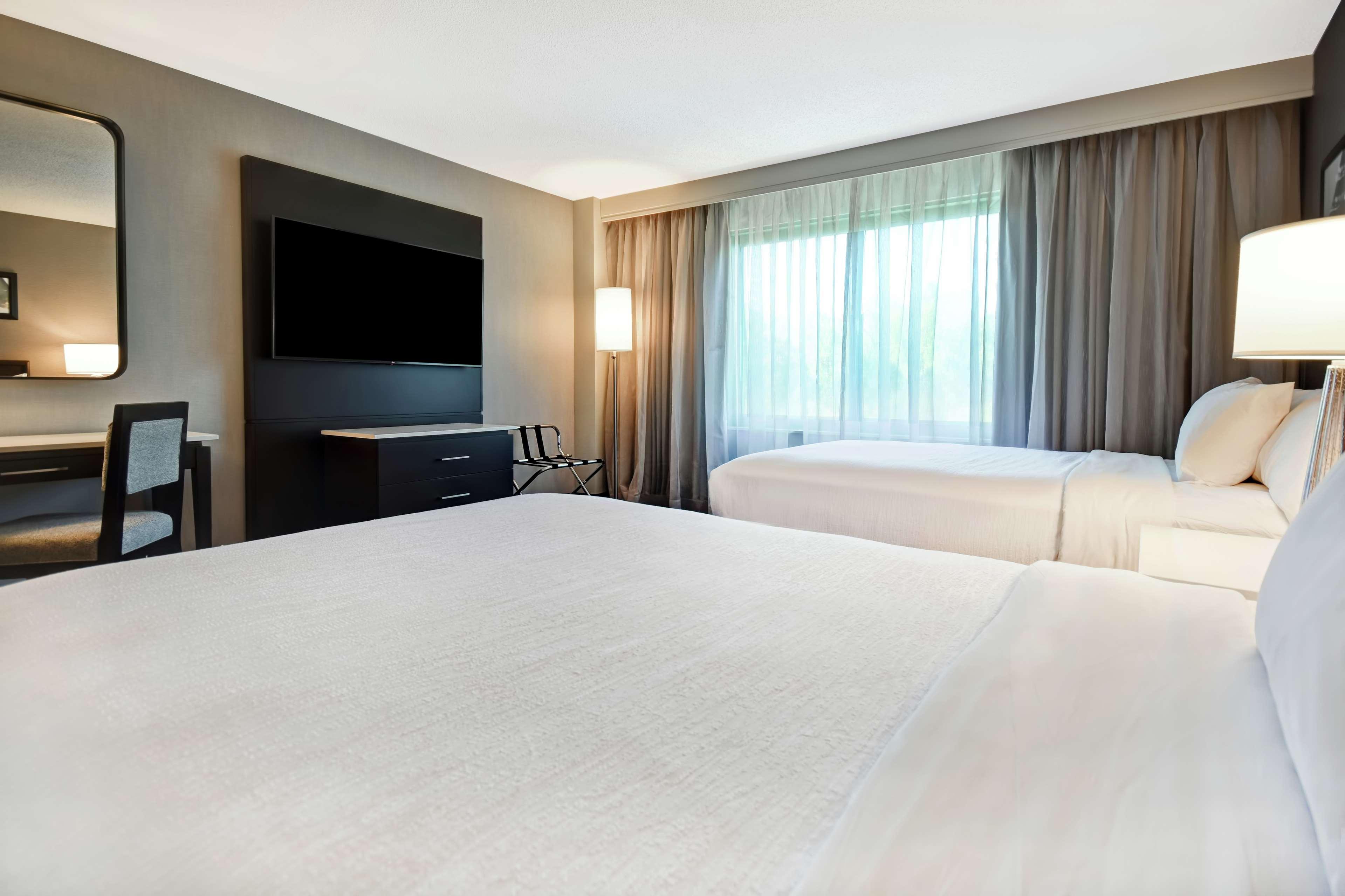 Embassy Suites By Hilton Raleigh Durham Research Triangle Cary Eksteriør billede