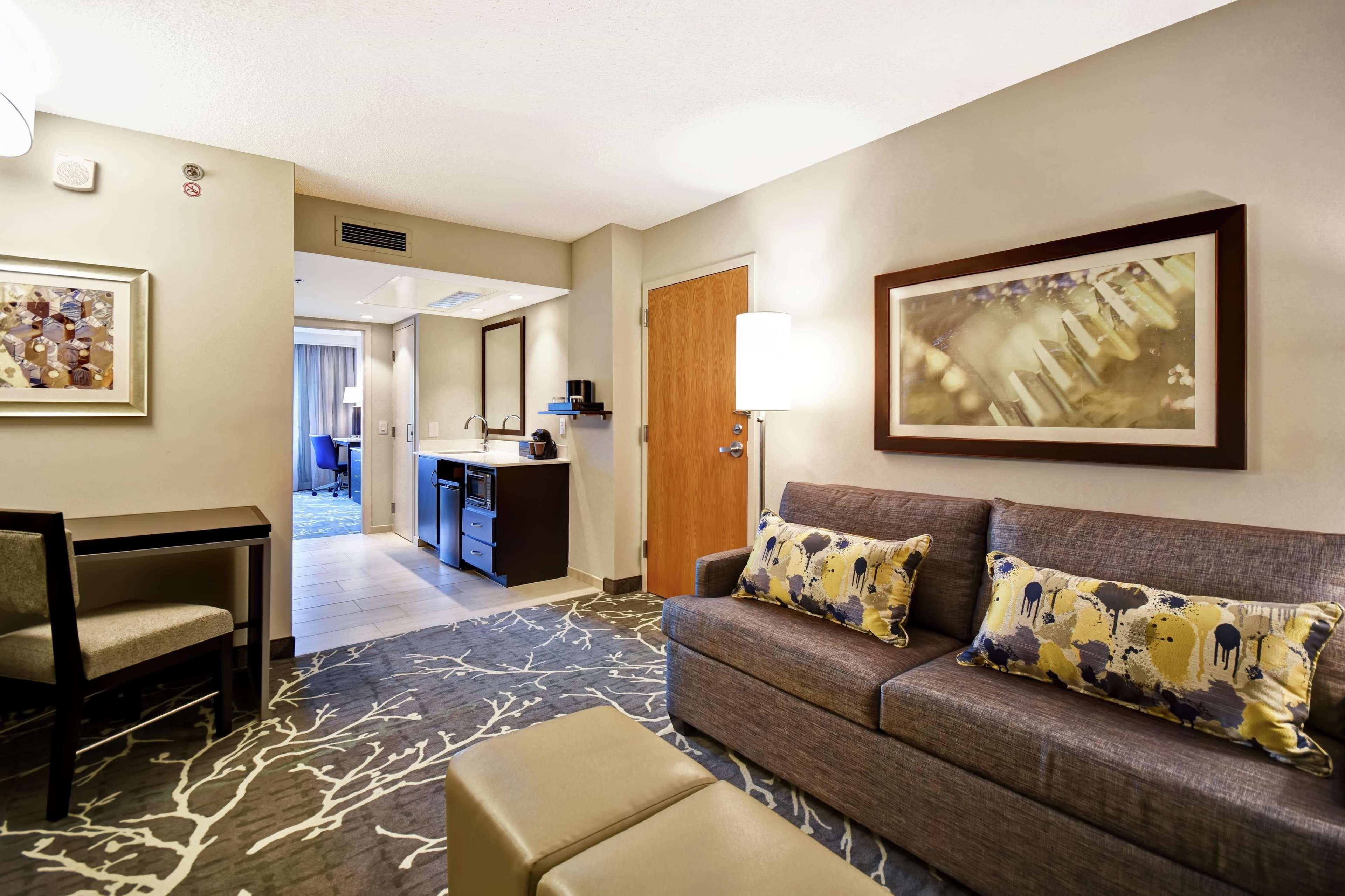 Embassy Suites By Hilton Raleigh Durham Research Triangle Cary Eksteriør billede