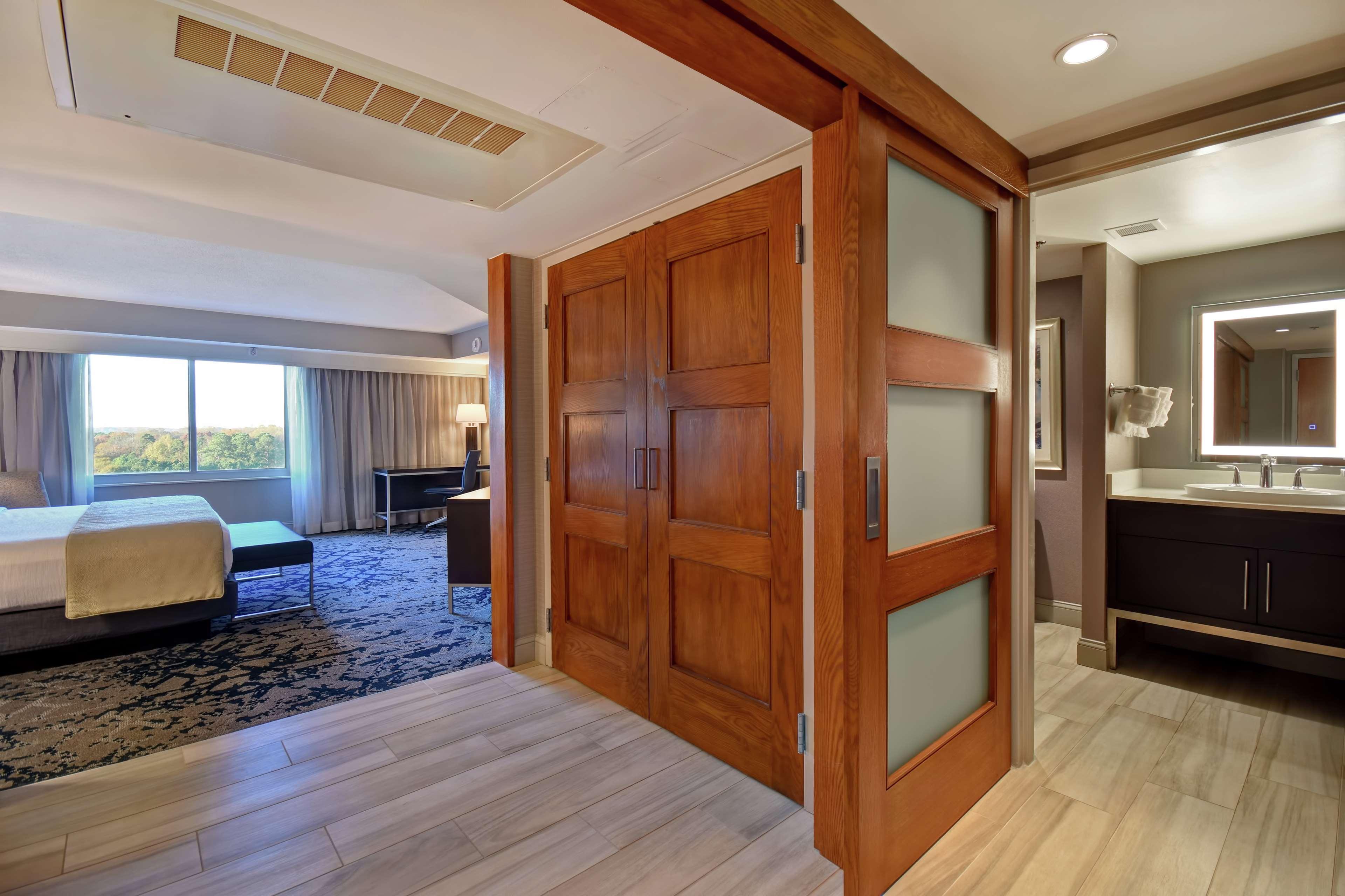 Embassy Suites By Hilton Raleigh Durham Research Triangle Cary Eksteriør billede