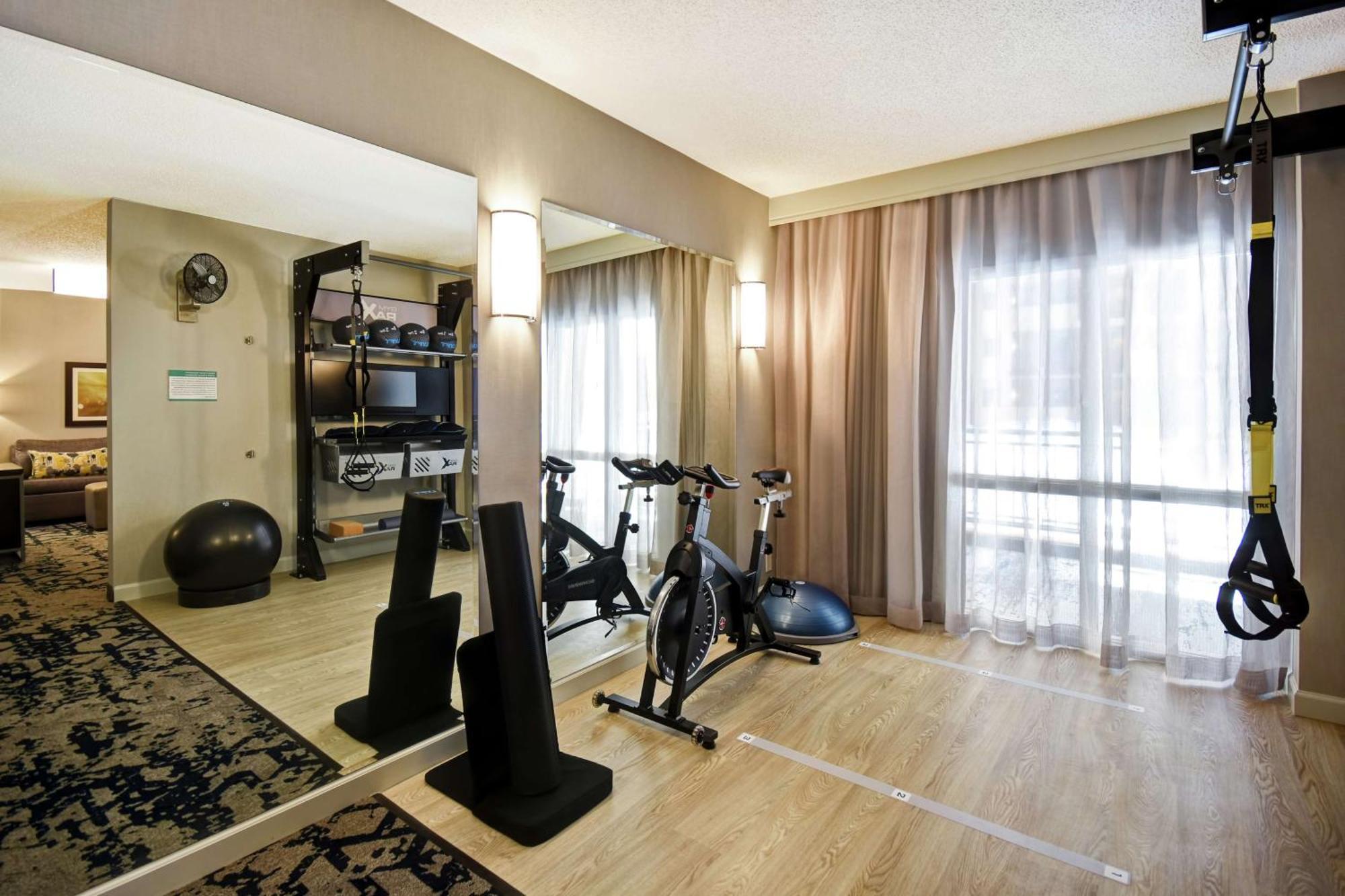 Embassy Suites By Hilton Raleigh Durham Research Triangle Cary Eksteriør billede